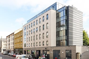 1 bed studio, Potterrow, Old Town, Edinburgh, EH89BT - Image 9